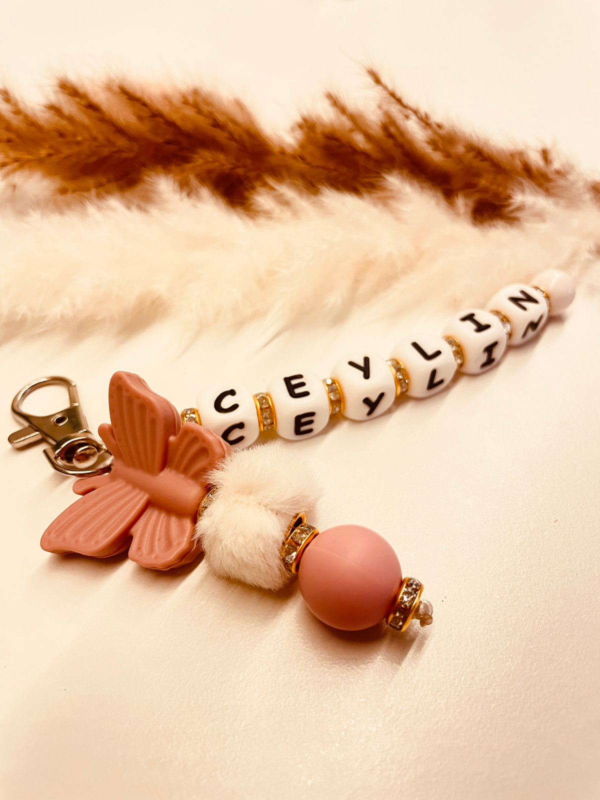 Schlüsselanhänger personalisiert mit Namen Schmetterling