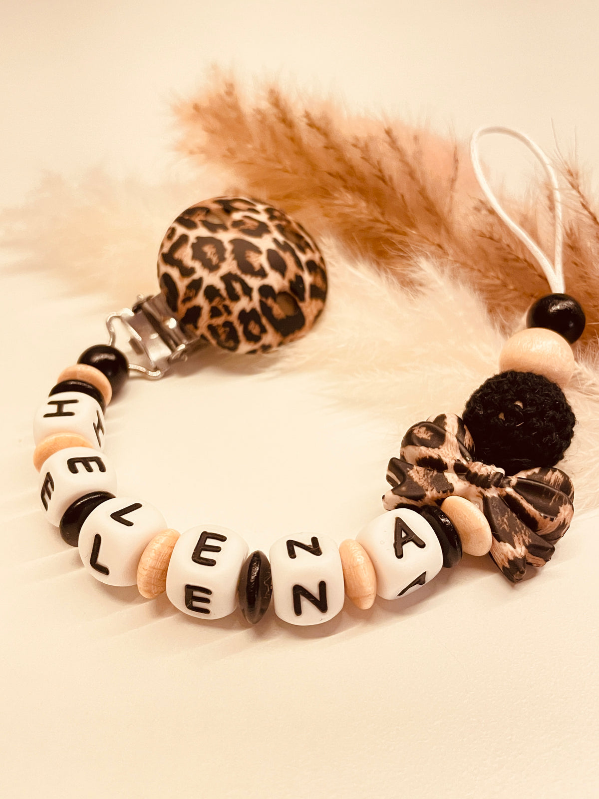 Schnullerkette leo beige schwarz