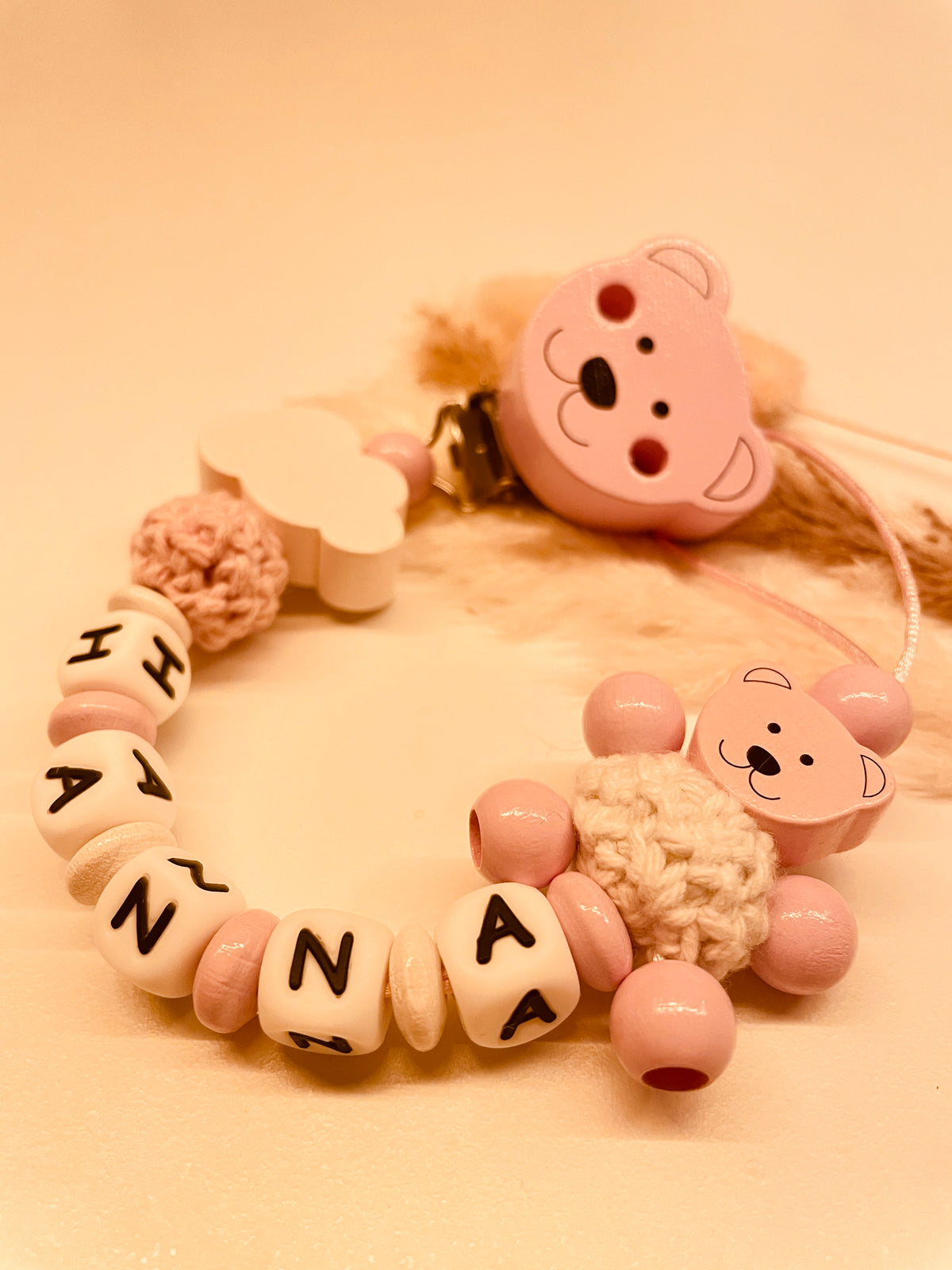 Schnullerkette mit Namen personalisiert Bär mit Körper und Wolke rosa 