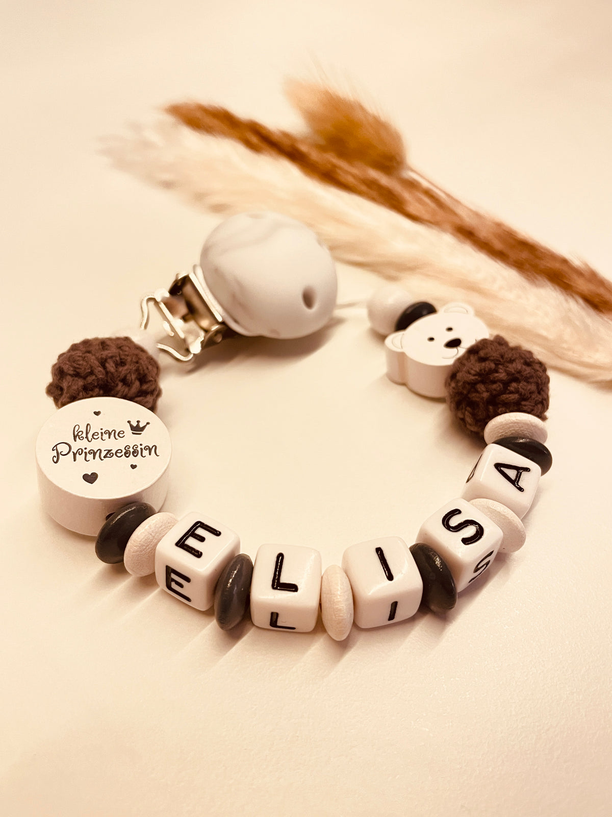 Schnullerkette Bär kleine Prinzessin weiß grau, personalisiert mit Namen
