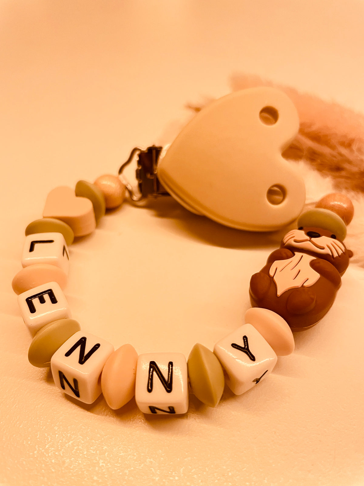 Schnullerkette mit Namen personalisiert Otter lint beige