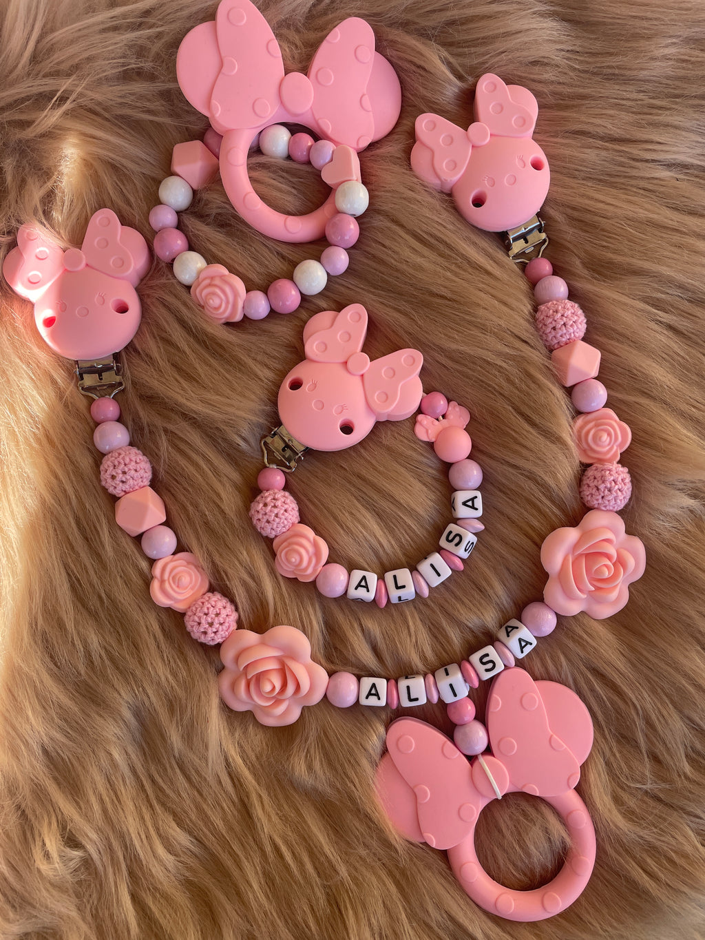 Schnullerkette, Kinderwagenkette und Greifring Maus in rosa, personalisiert mit Namen