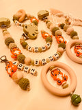 Schnullerkette Kinderwagenkette Greifring Babyschalenanhänger Schlüsselanhänger Fuchs grün beige