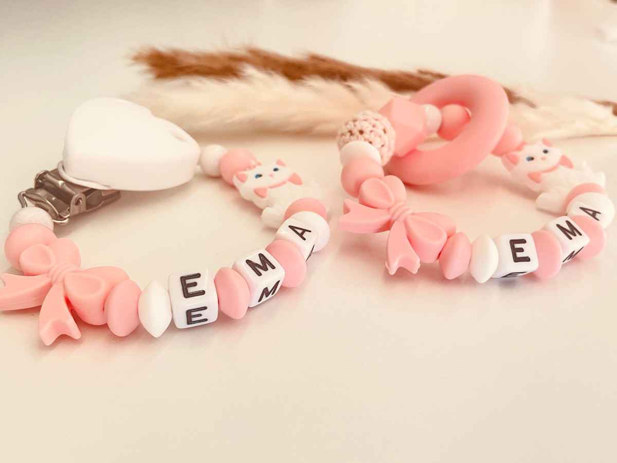 Schnullerkette Greifring Katze rosa weiß