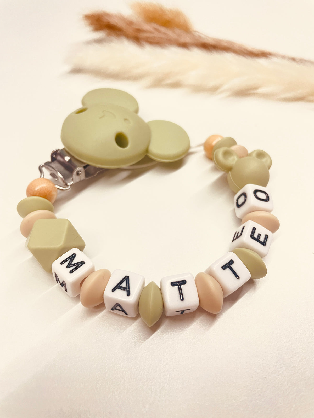 Schnullerkette Maus lint beige personalisiert handgefertigt Babygeschenk