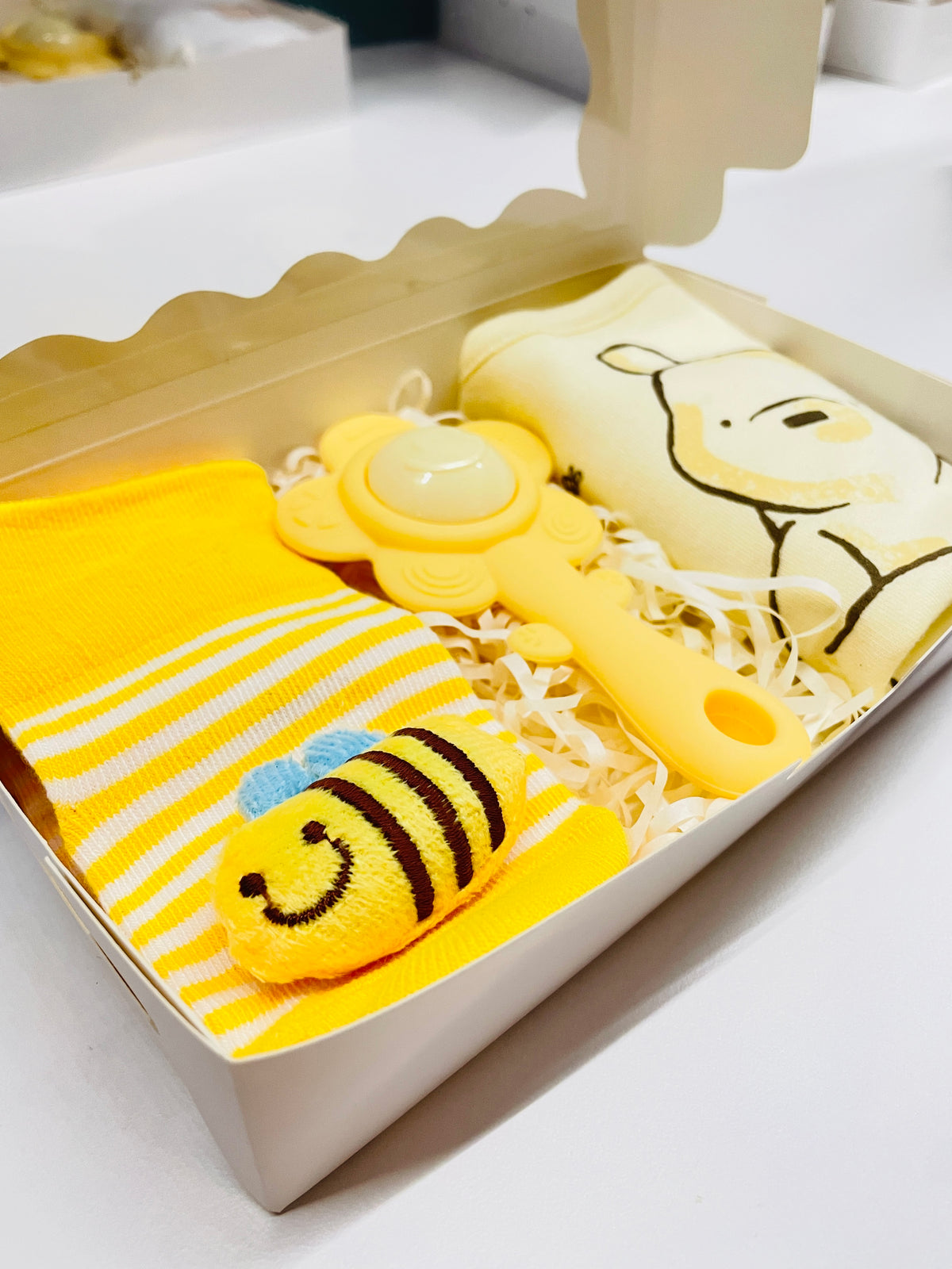 Geschenkbox mini 3-teilig gelb, personalisiertes Babygeschenk