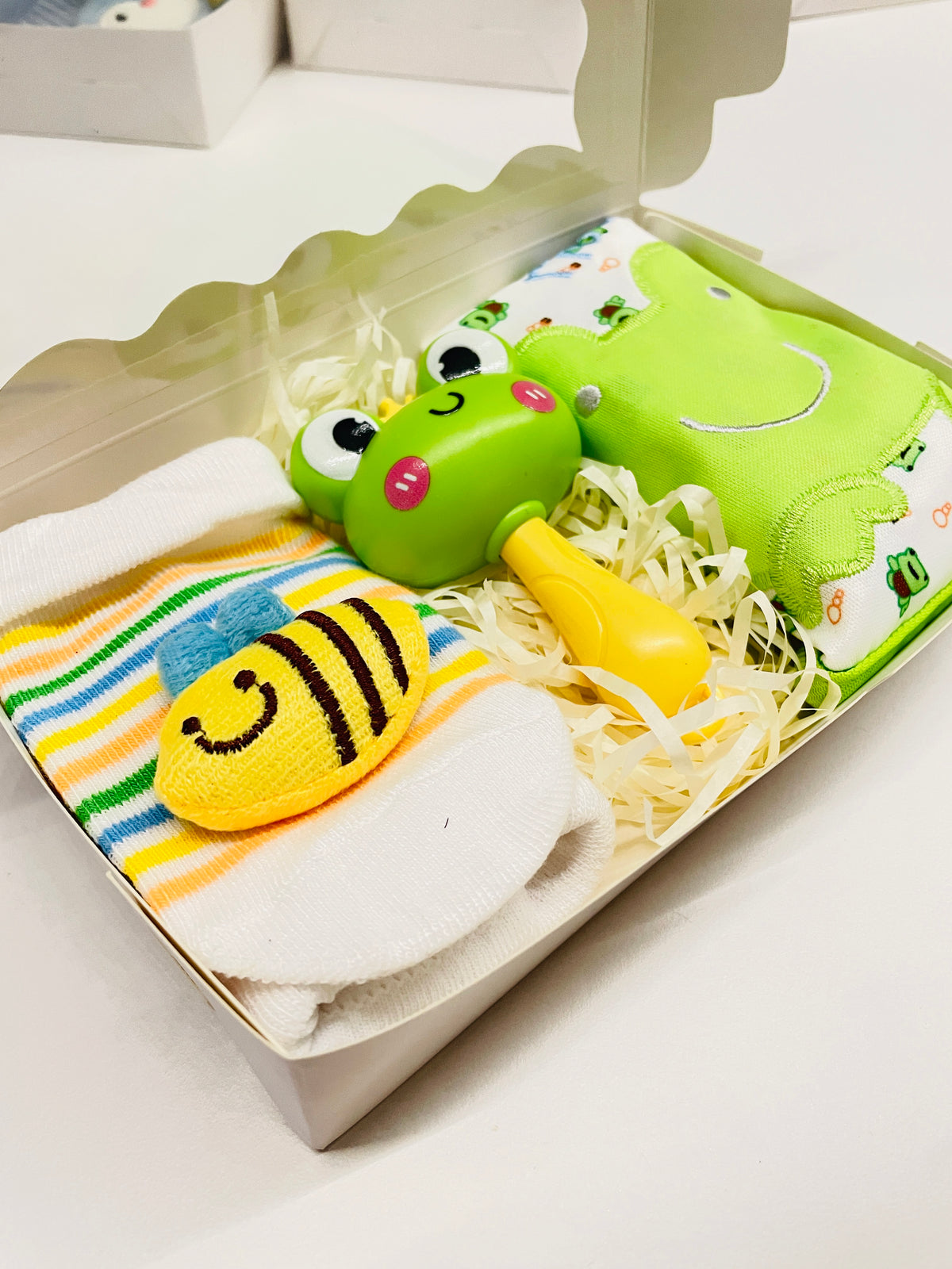 Geschenkbox mini 3-teilig grün, personalisiertes Babygeschenk