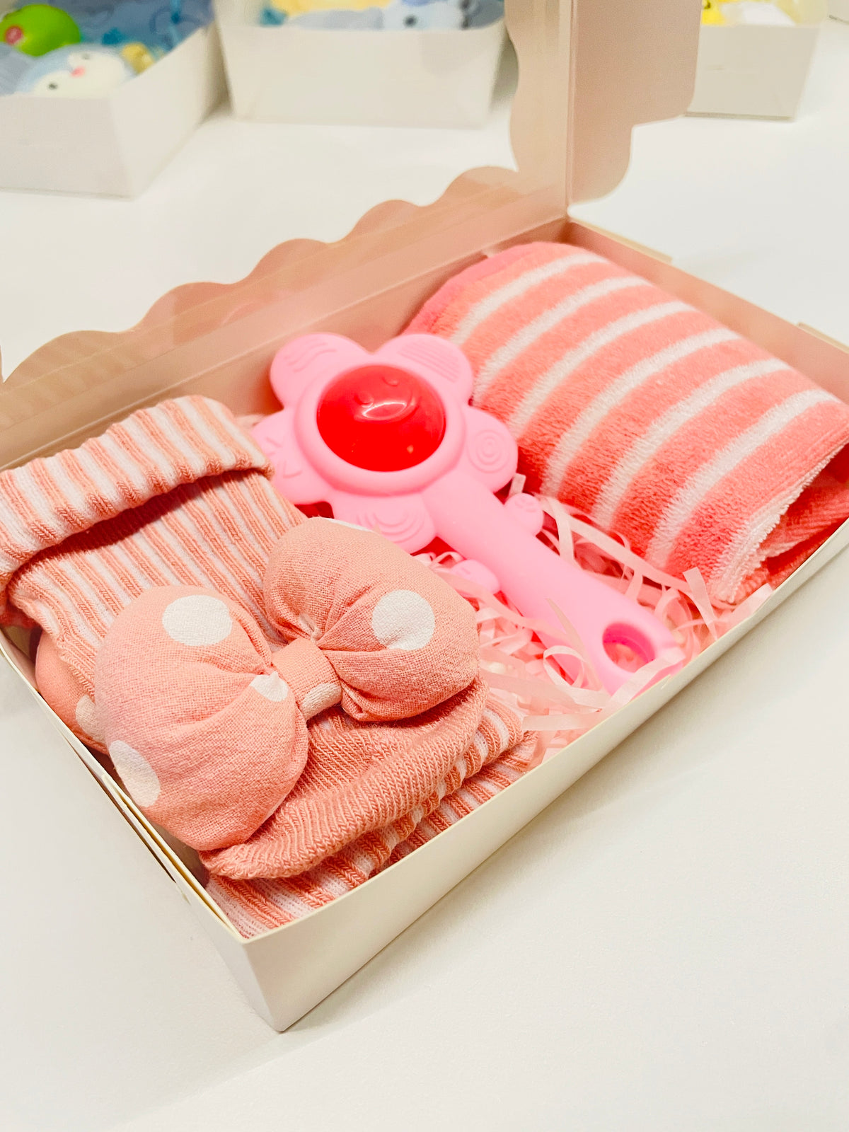 Geschenkbox mini 3-teilig pink, personalisiertes Babygeschenk