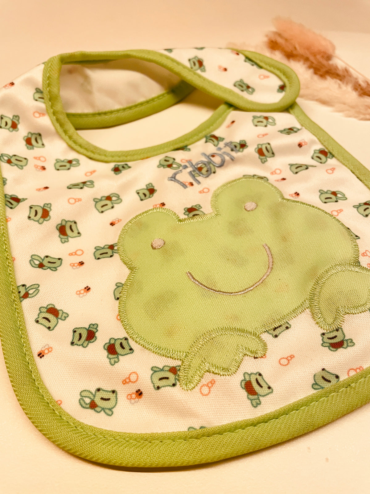 Lätzchen Frosch grün Baby