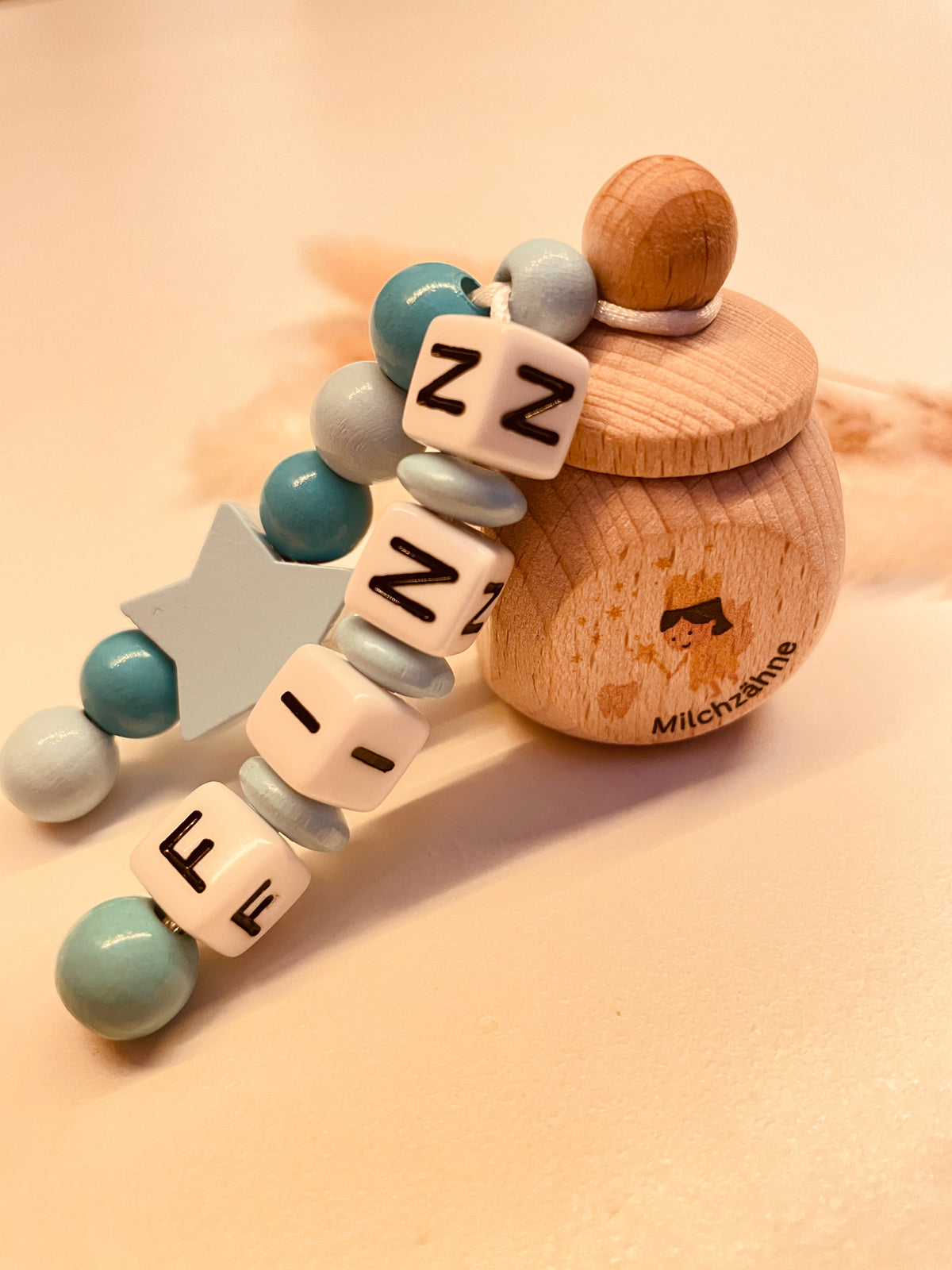 Miolchzahndose Stern blau personalisiert 