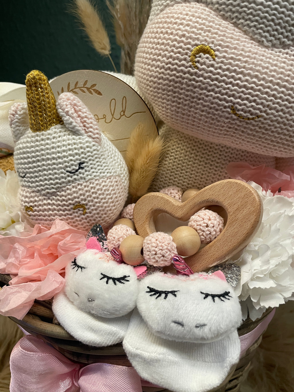 Windelkorb Einhorn Set mit Häkelrassel personalisiert Geschenk zur Geburt
