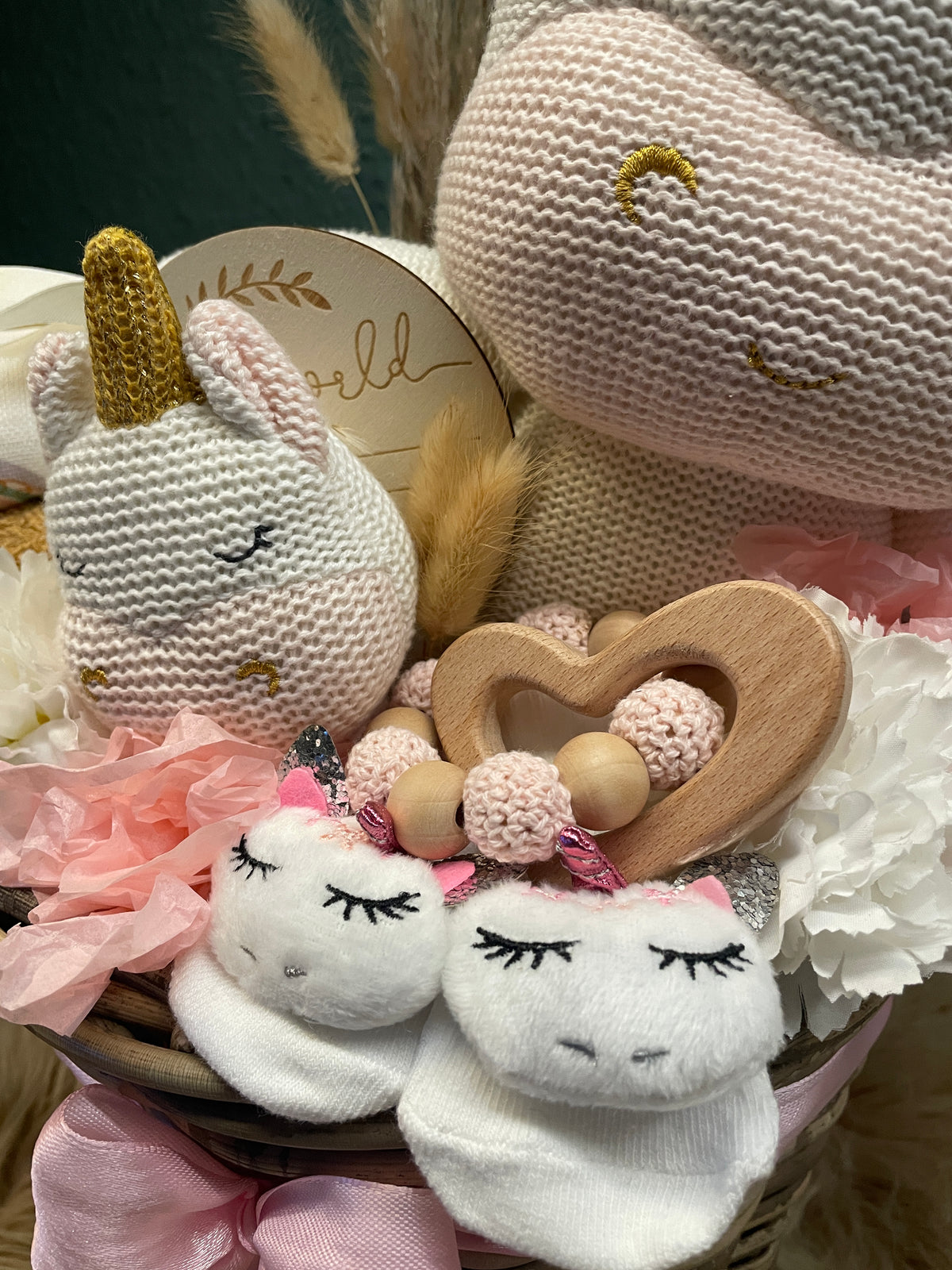 Windelkorb Einhorn Set mit Häkelrassel personalisiert Geschenk zur Geburt
