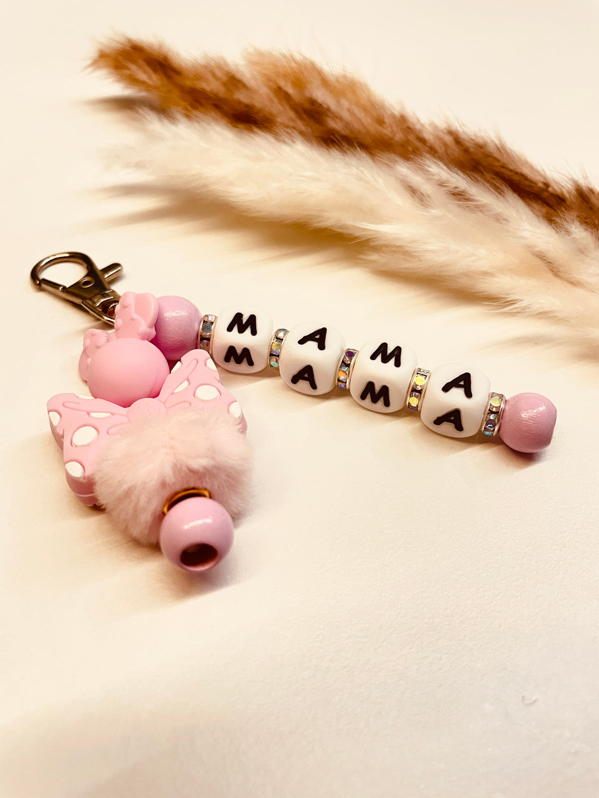 Schlüsselanhänger Maus rosa mit Schleife, personalisiert mit Namen