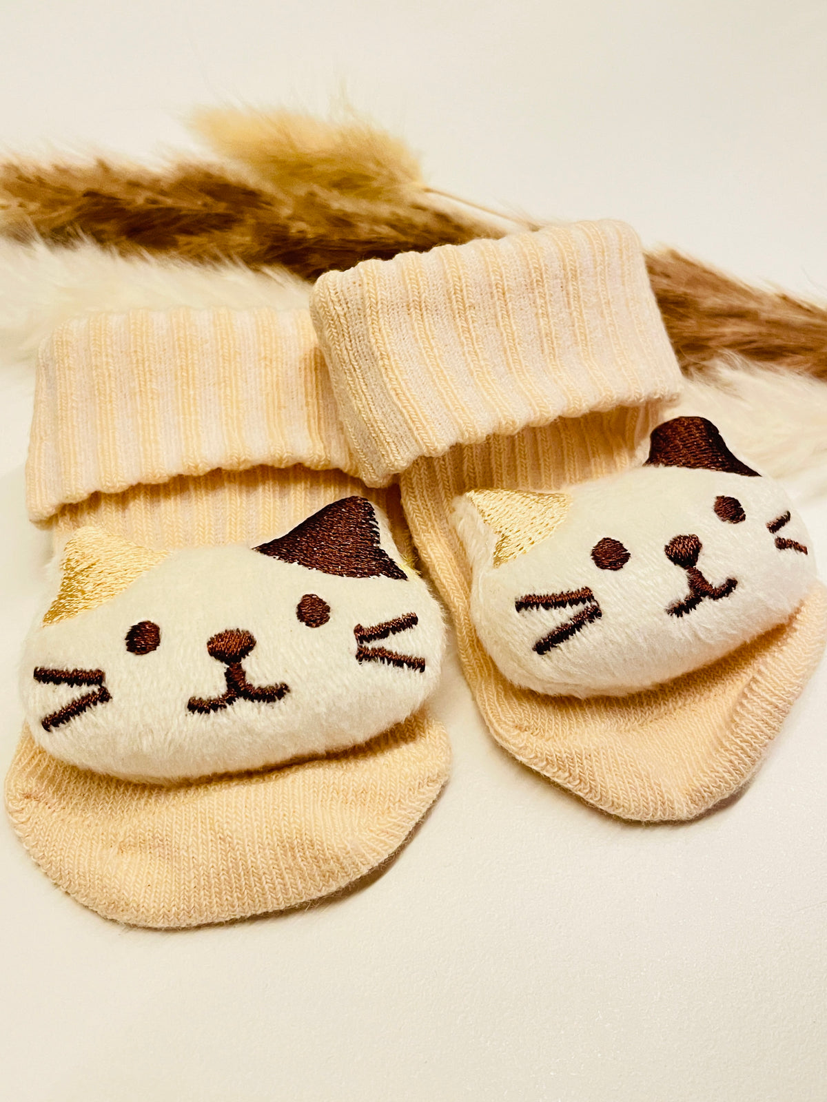 Söckchen Katze beige