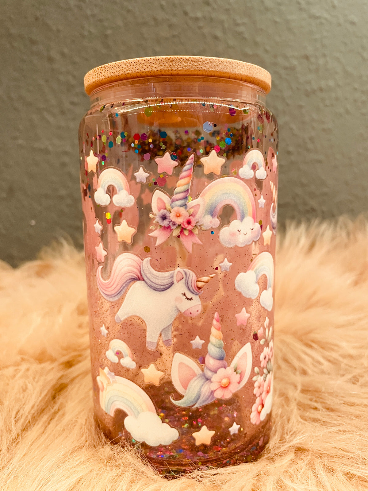 Schneekugelbecher Einhorn