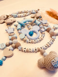 Schnullerkette, Kinderwagenkette, Greifring personalisiert gehäkelt Maus blau grau