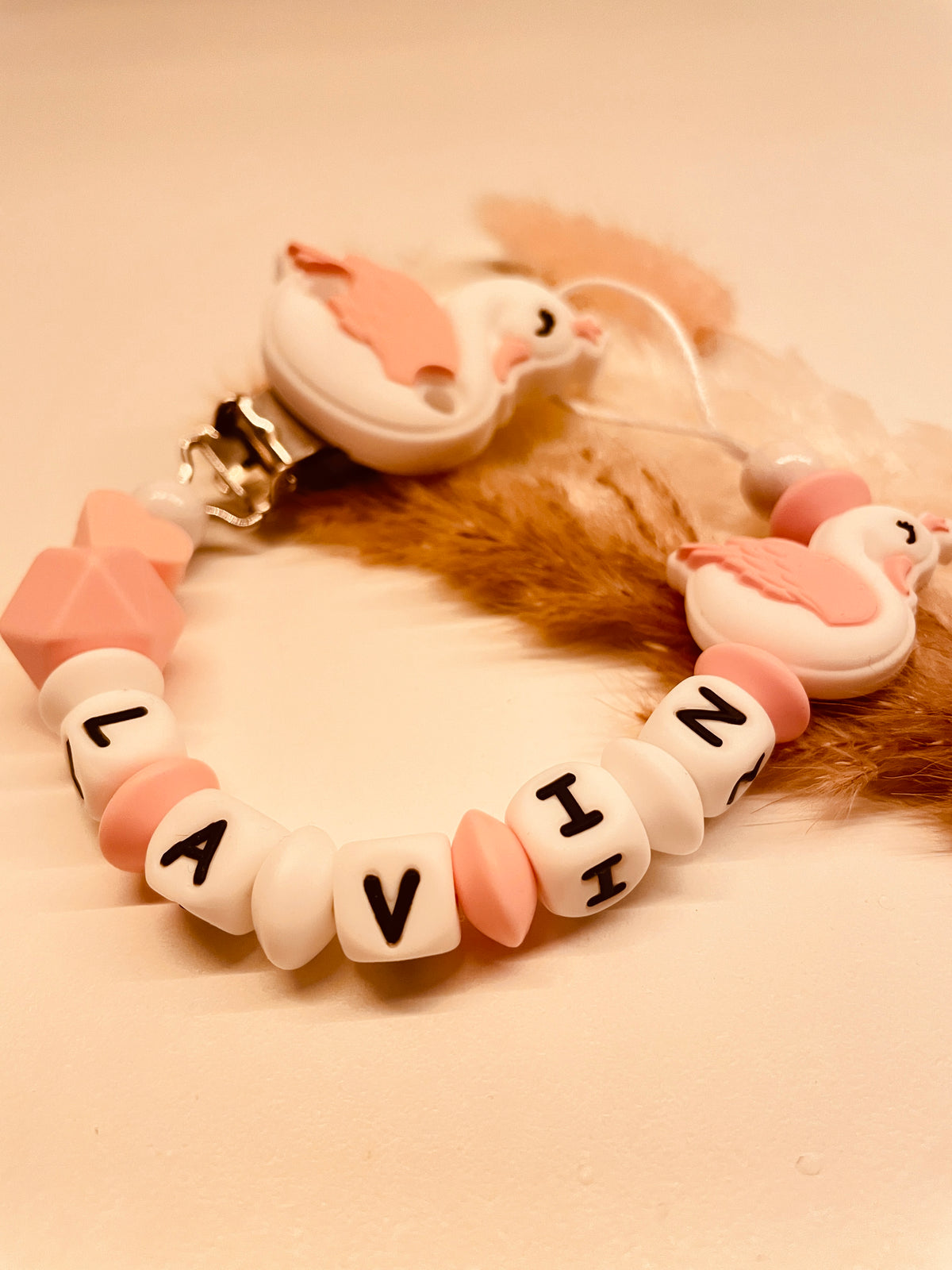 Schnullerkette Schwan rosa weiß 12,90€, statt 17,90€