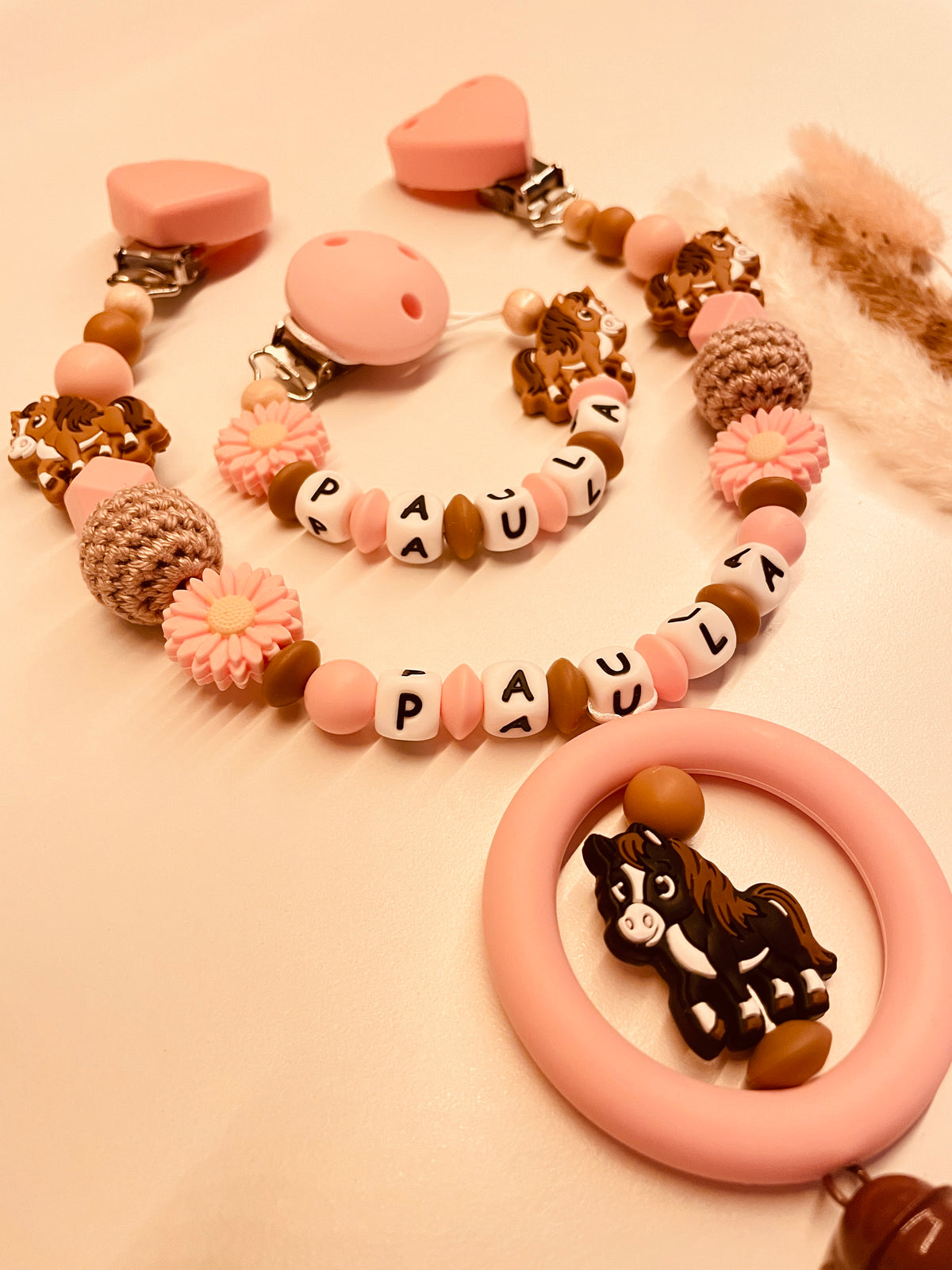 Schnullerkette personalisiert Pferd rosa braun Mädchen Geschenk Geburt Pony